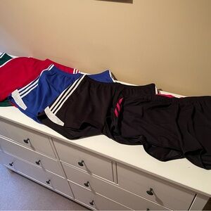 5 pairs of women’s adidas shorts xl